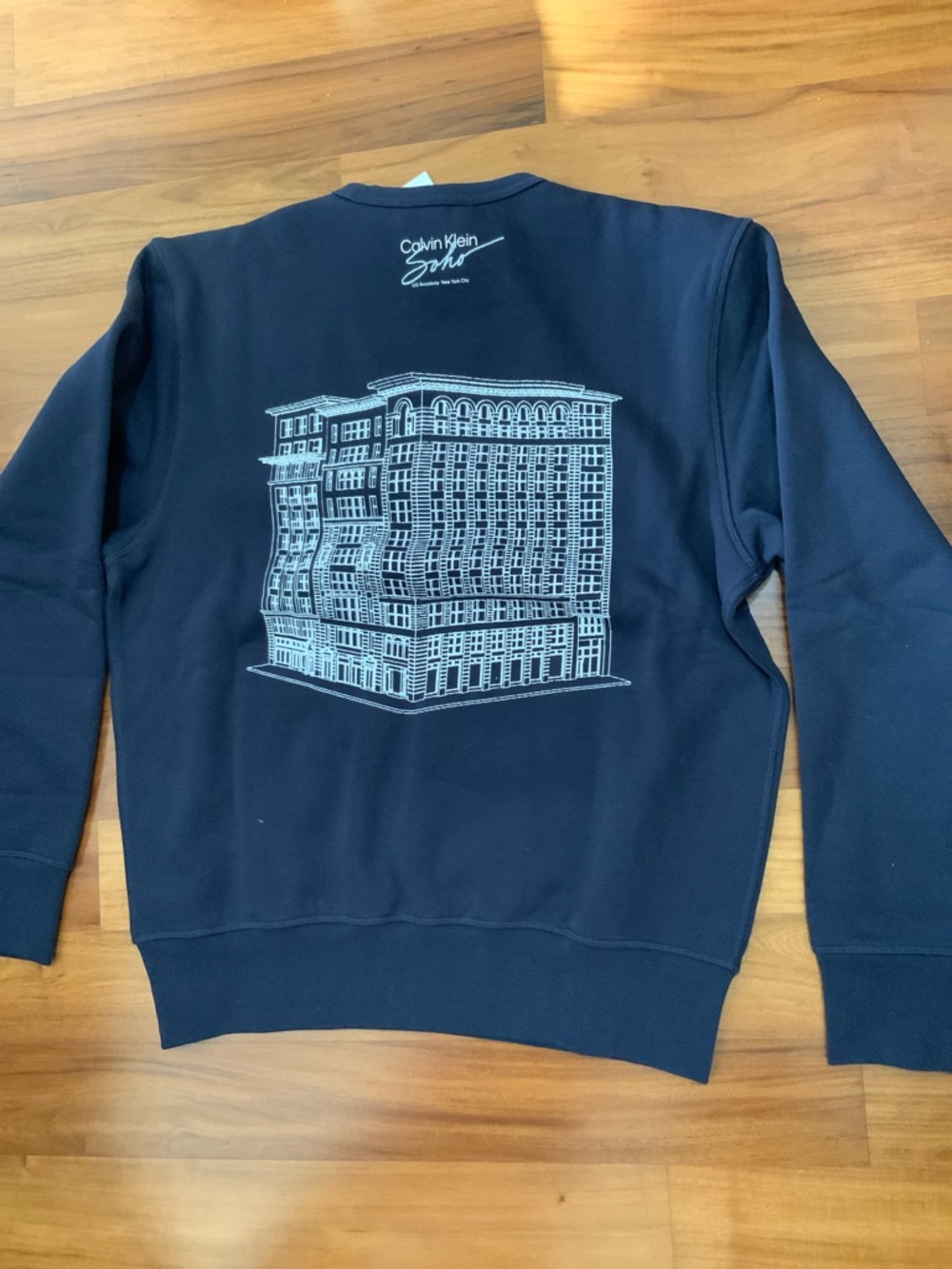 Exclusive NYC Soho CALVIN KLEIN CREWNECK SWEATSHIRT NAVY CK Sweatshirt SMALL